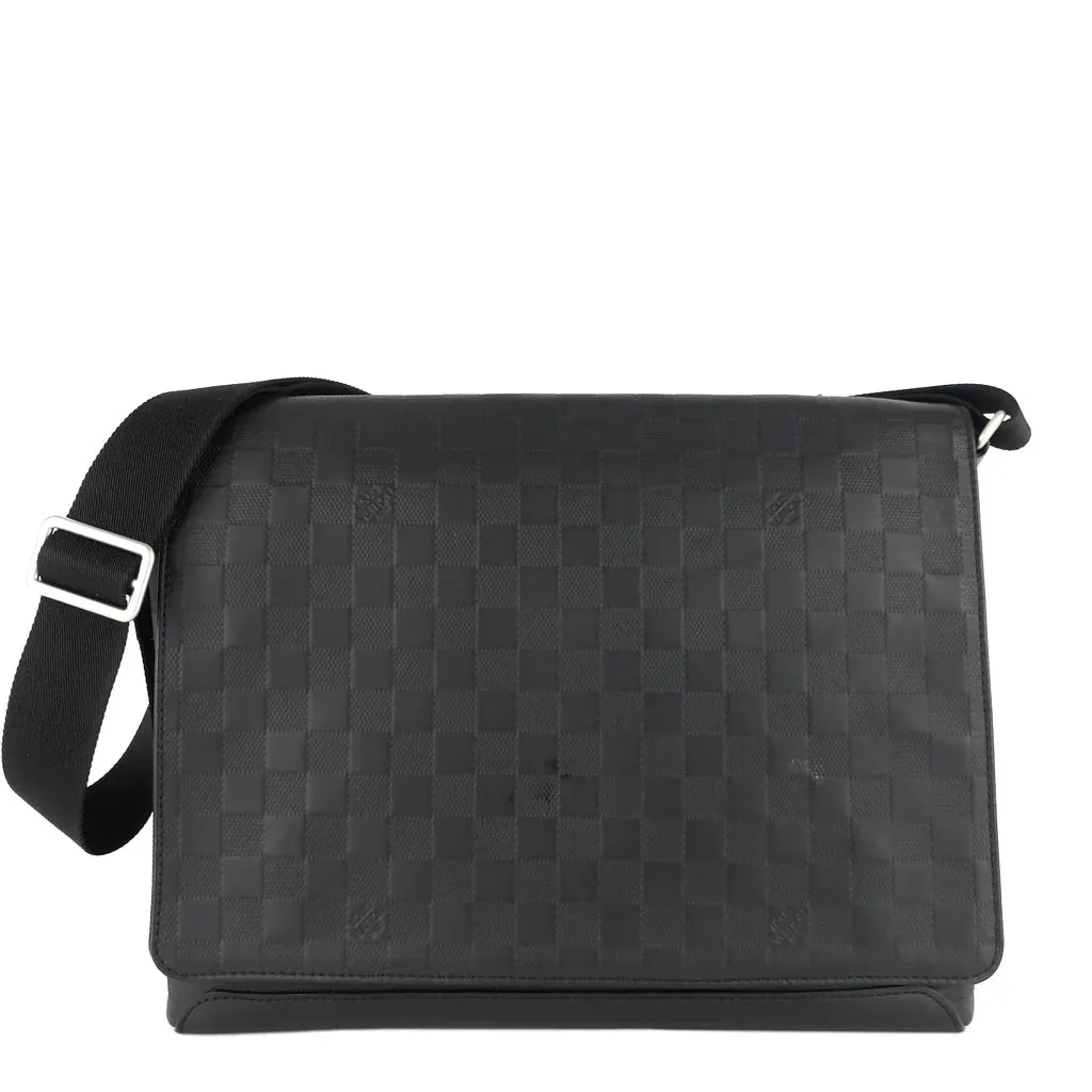 Louis Vuitton Damier Infini Embossed Leather District MM Messenger Bag