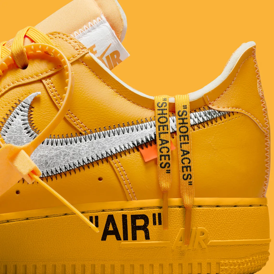 Nike Air Force 1 Low OFF-WHITE University Gold Metallic Silver