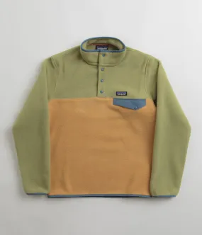 Patagonia Lightweight Synchilla Snap-T Fleece Pullover in Pufferfish Gold - Versatile and Comfortable Outdoor Wear