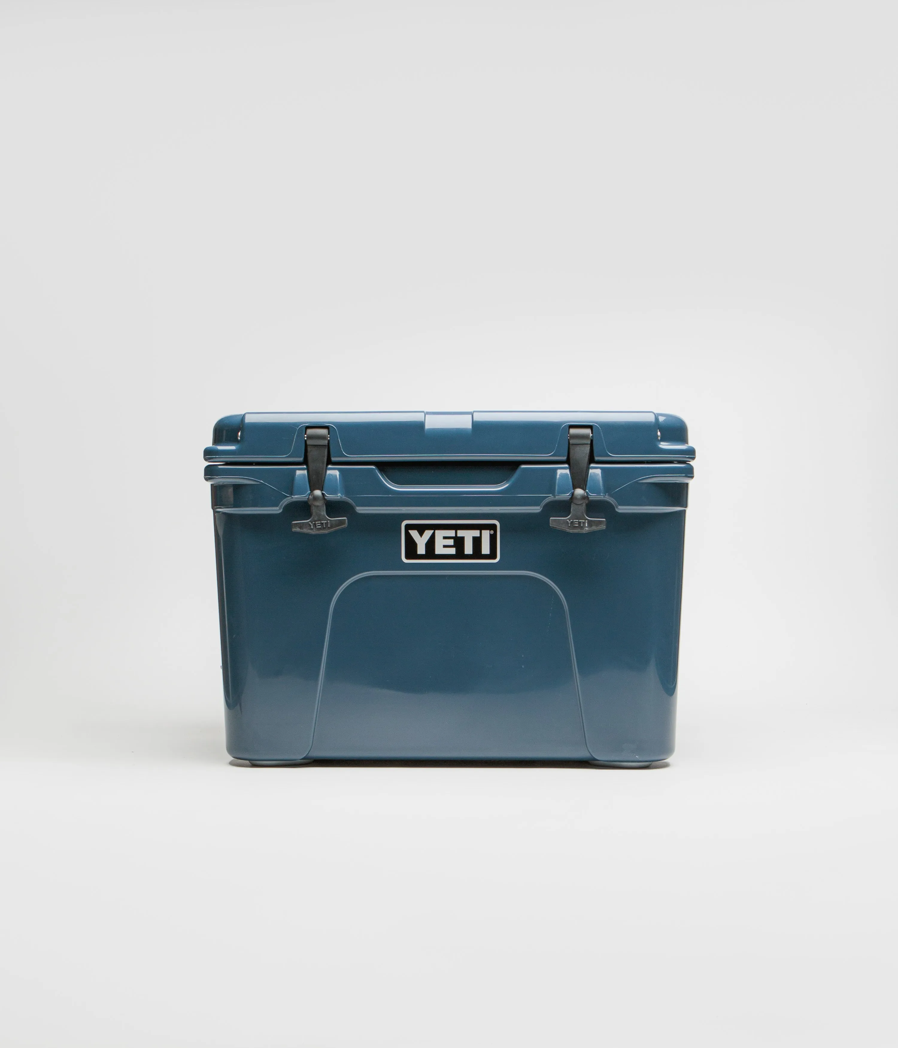 Yeti Tundra 35 Hard Cooler - Navy